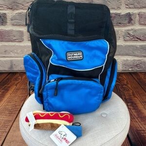 Outward Hound Blue Pet Carrier / Backpack w/ BONUS Free Hotdog Toy CLEAN